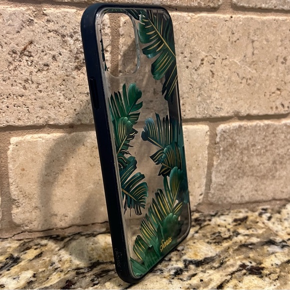 (3) Cases (iPhone 11 ProMax/XS) - Picture 8 of 11